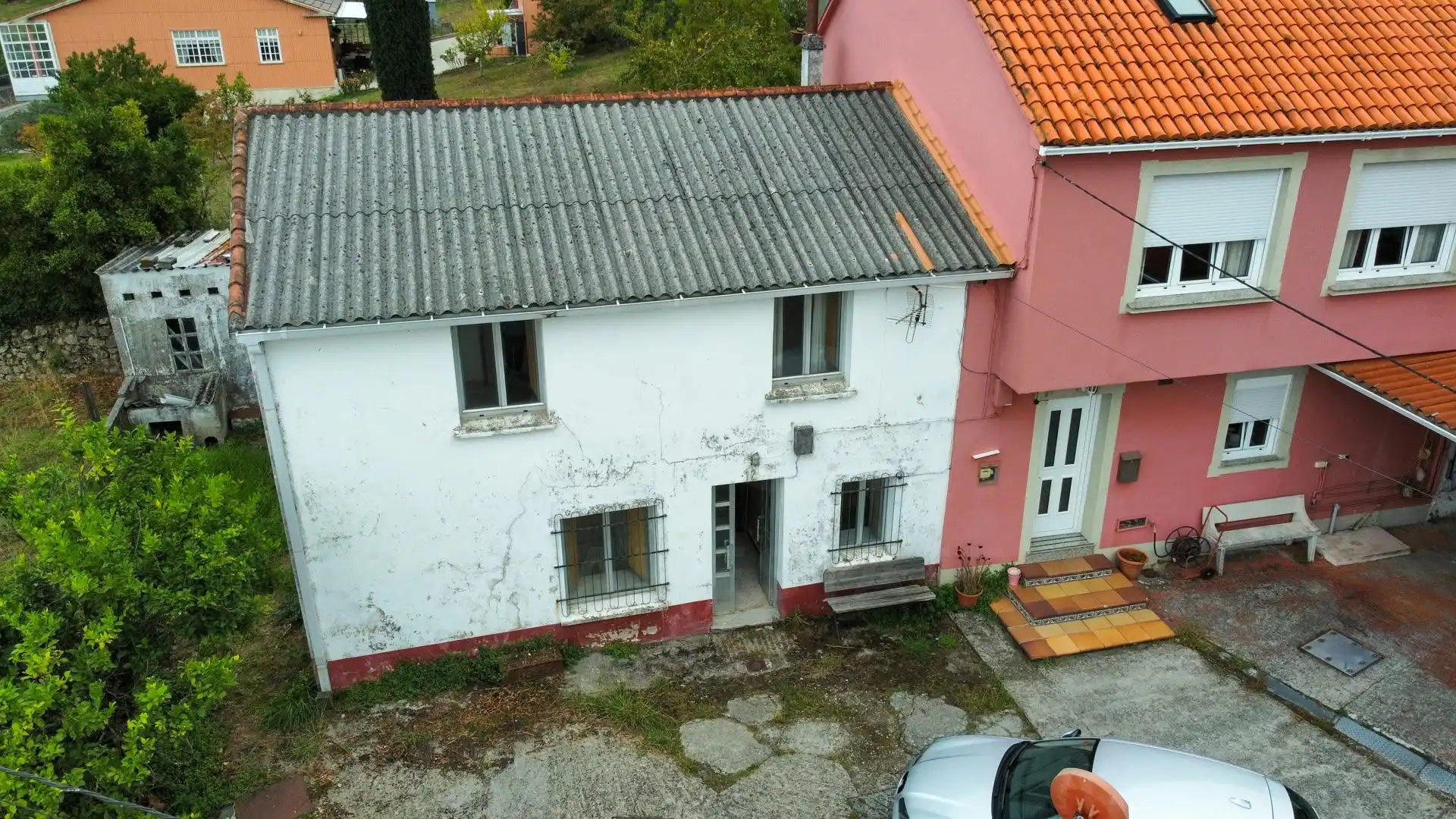 Semi-detached house for sale in Neda