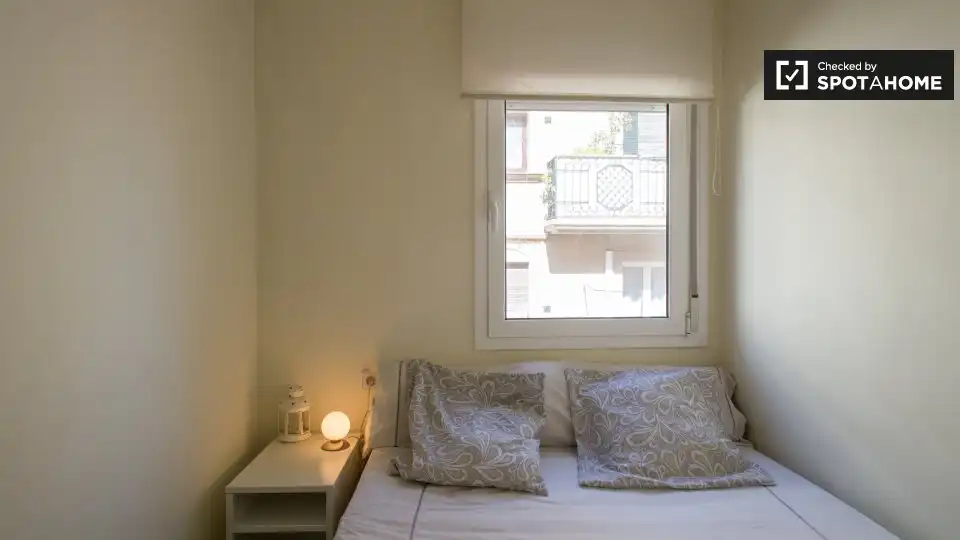 Habitación de Piso de alquiler en Barcelona con Aire acondicionado, Calefacción y Amueblado
