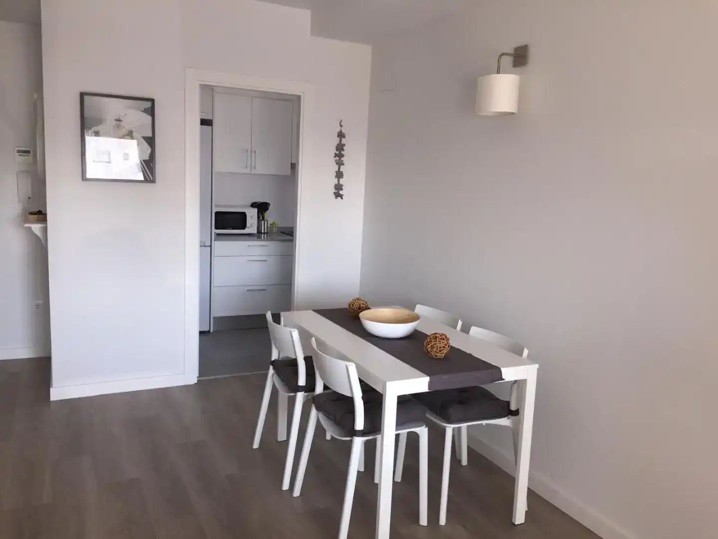 Esszimmer von Dachboden zur Miete in Daimús mit Klimaanlage, Schwimmbad und Balkon