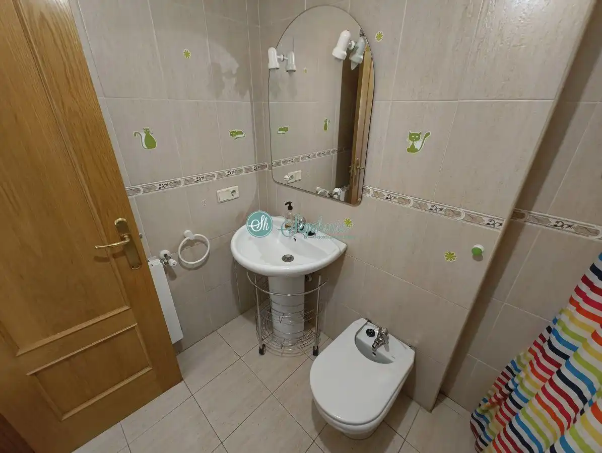 Bathroom of Flat for sale in Segovia  with Heating, Storage room and Furnished
