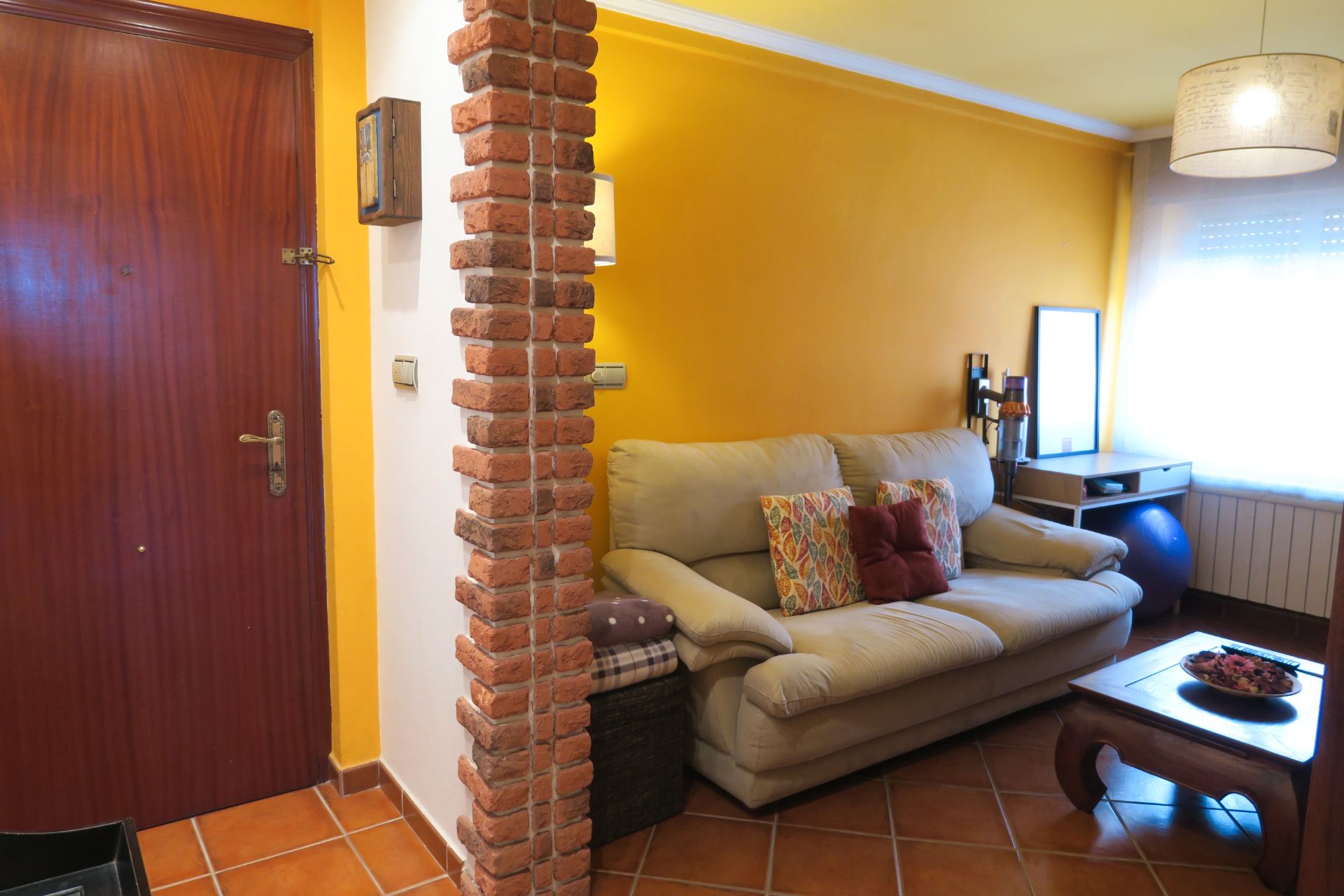 Sala de estar de Piso en venta en Corvera de Asturias con Calefacción y Terraza