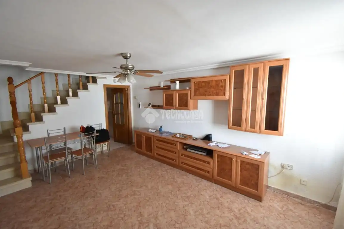 Sala de estar de Casa adosada en venta en Madrid con Calefacción
