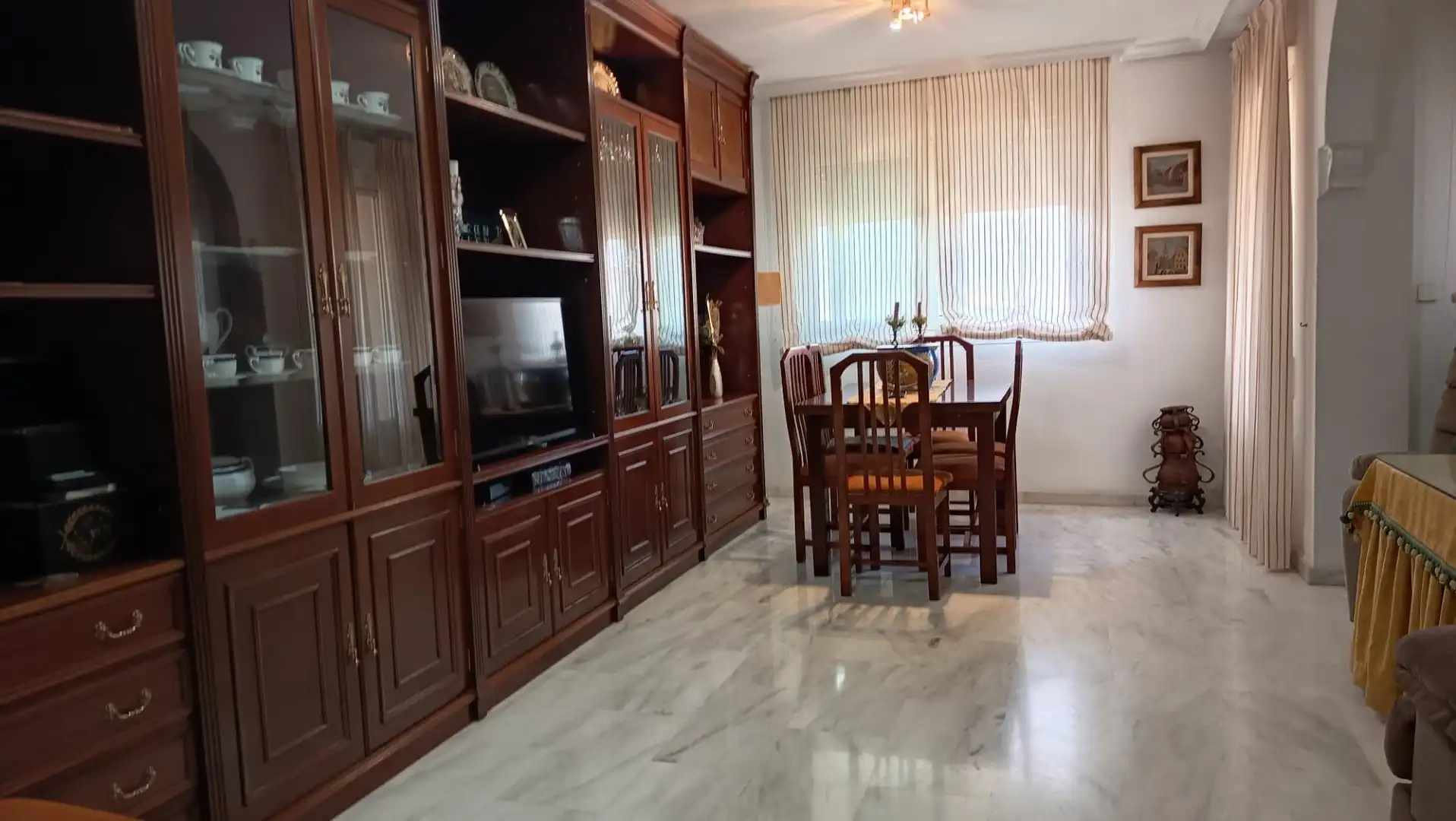 Sala d'estar de Pis en venda en Poniente-Sur