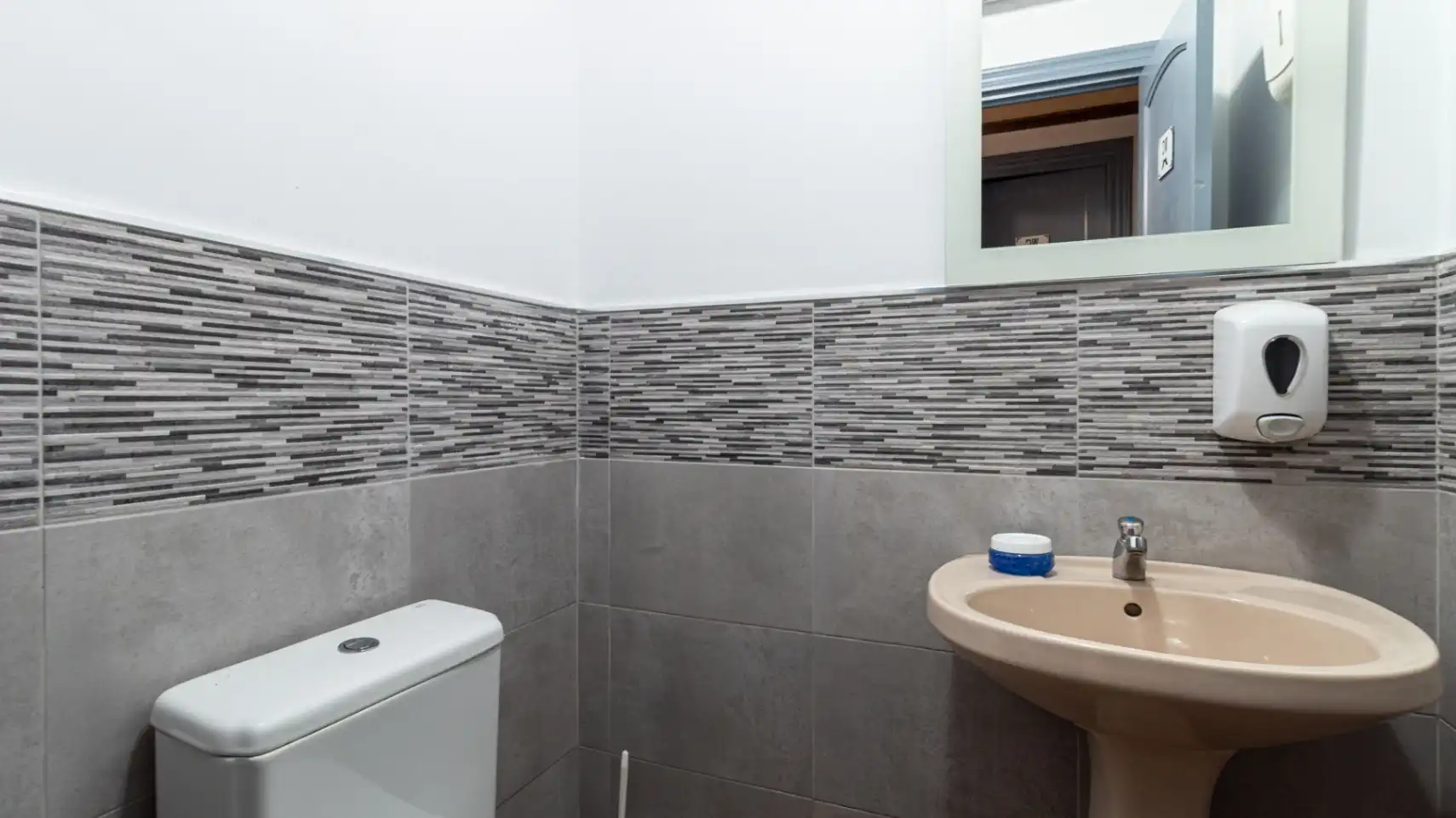 Bathroom of Commercial properties for sale in Dénia