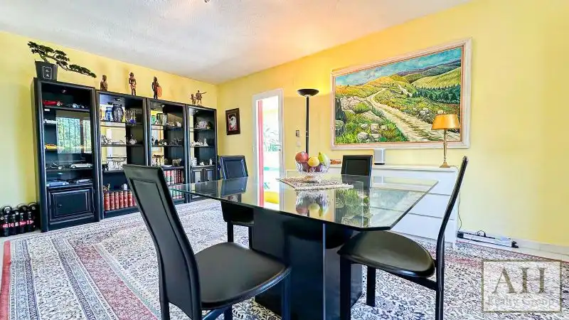 Houses for sale in Pueblo - Urbanizaciones