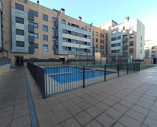 Piscina de Pis en venda en  Logroño amb Aire condicionat i Piscina