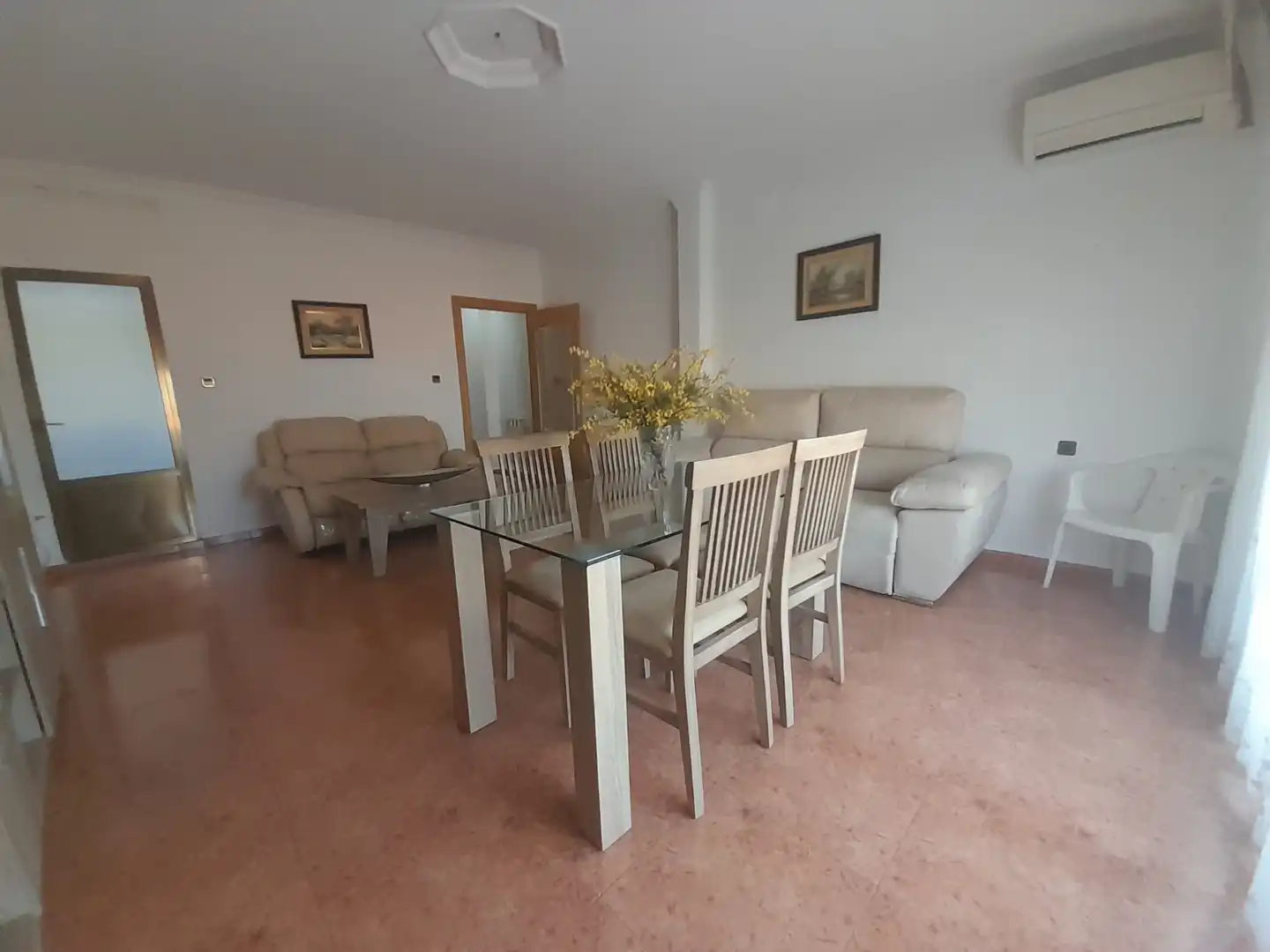 Comedor de Edificio en venta en Puertollano