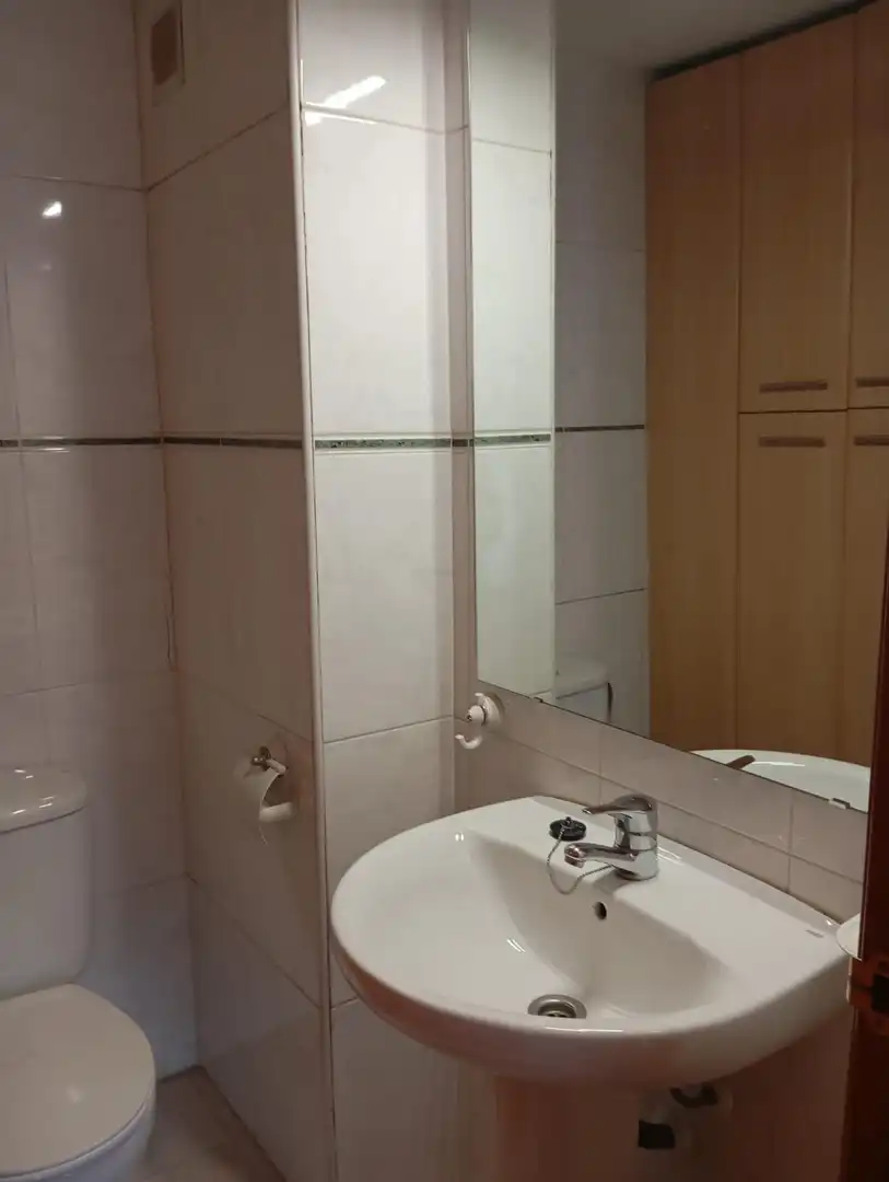 Baño de Piso de alquiler en Mollet del Vallès con Aire acondicionado, Calefacción y Parquet