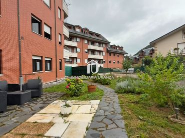 Appartamento con giardino in vendita a canton