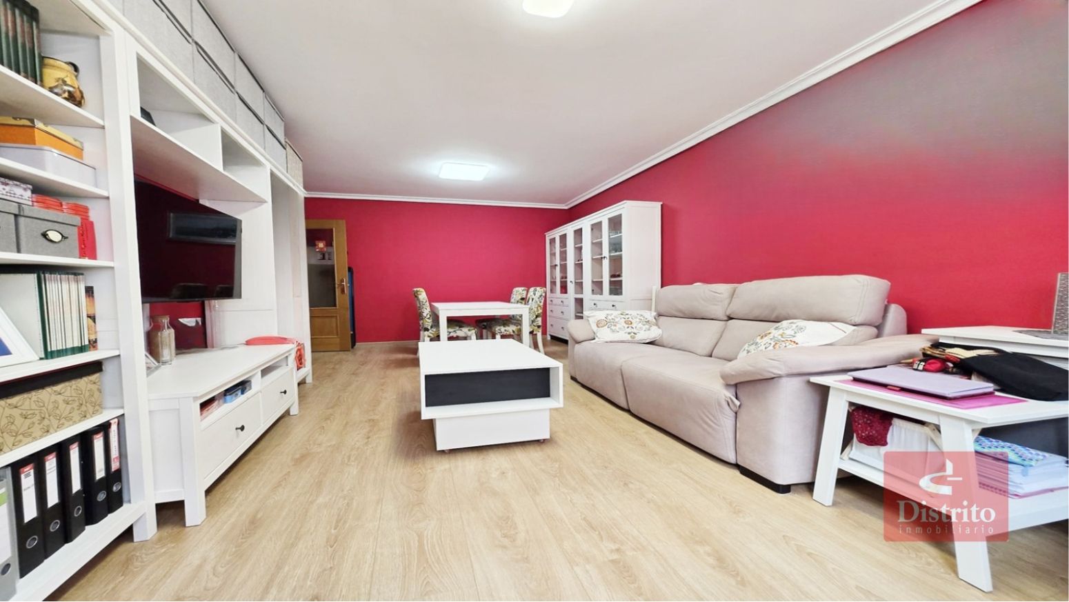 Sala d'estar de Pis en venda en Santander amb Calefacció, Jardí privat i Traster