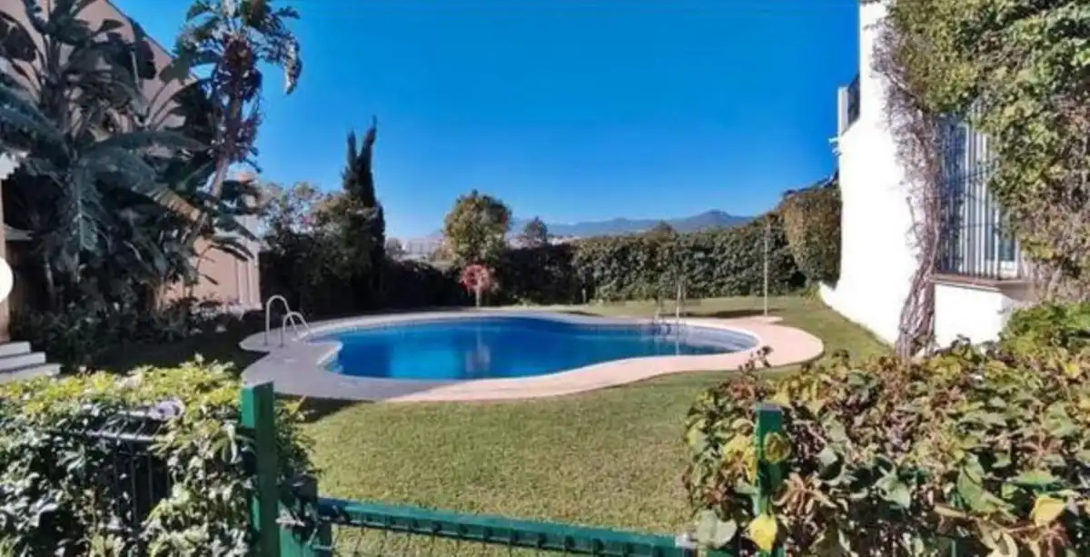 Reihenhaus zum Verkauf in Nueva Andalucía, imagen 2