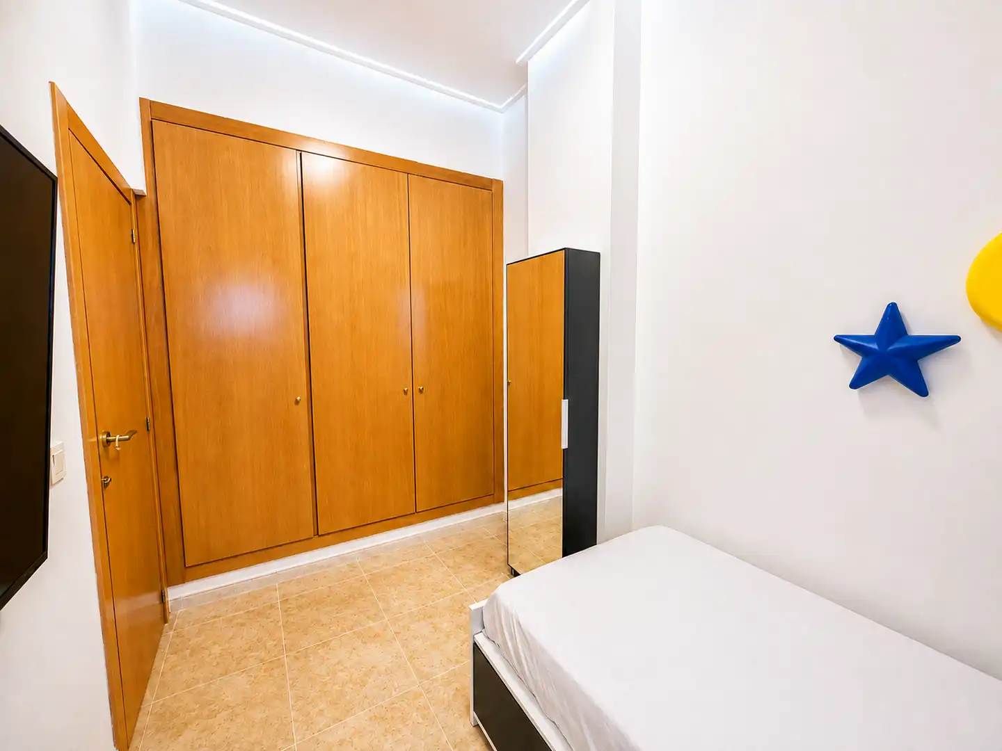 Dormitori de Apartament en venda en Alicante / Alacant amb Aire condicionat, Calefacció i Terrassa