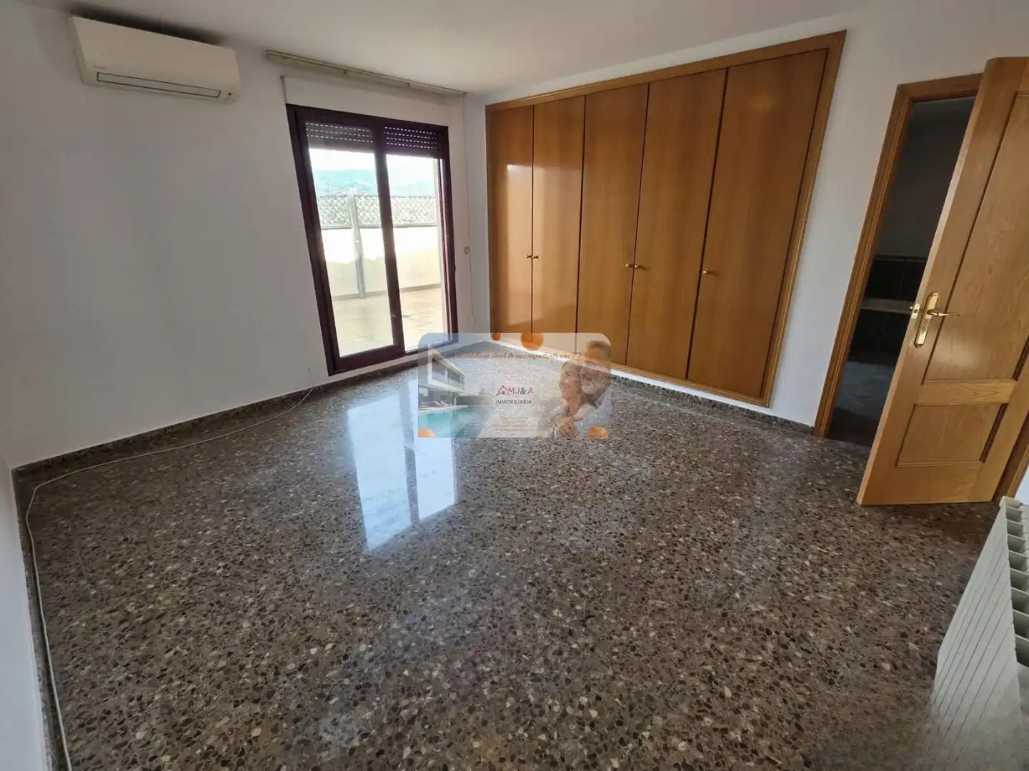 Dúplex en venta en Vall D´uxo, Mestrets
