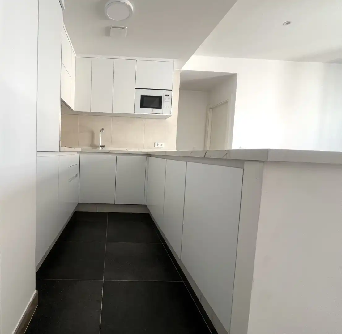 Kitchen of Flat for rent in Sevilla  with Air Conditioner, Heating and Storage room