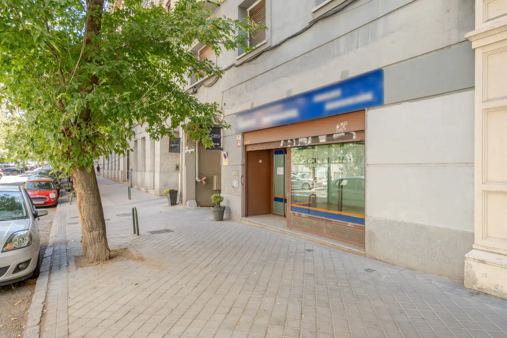 Exterior view of Office for sale in Madrid  with Air Conditioner