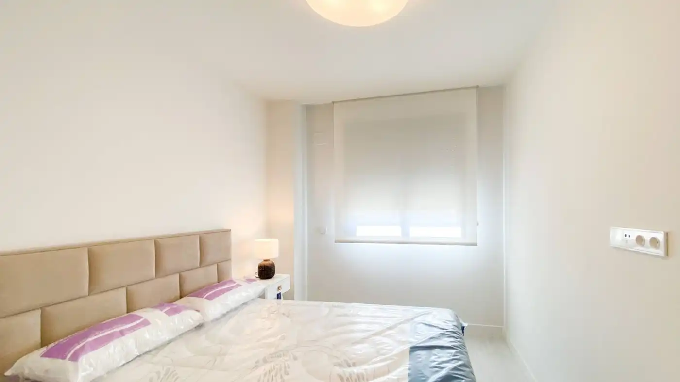 Schlafzimmer von Wohnung zur Miete in Málaga mit Klimaanlage, Heizung und Privatgarten