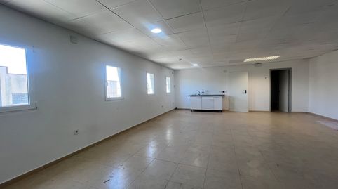 Foto 5 von Fabrikhallen zum Verkauf in Camí Vell de Salou, 12a, Torreforta, Tarragona Capital