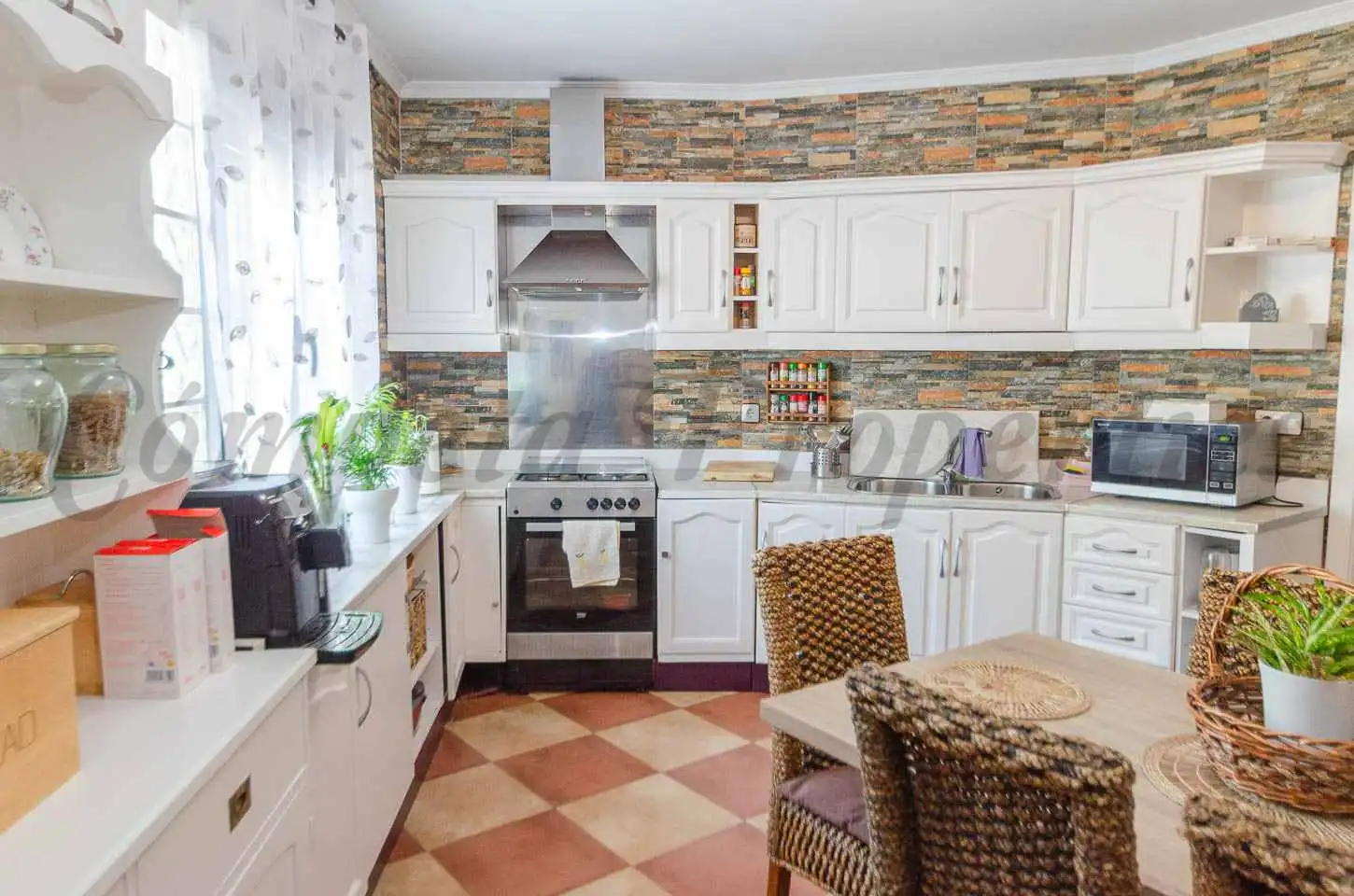Cocina de Piso en venta en Cómpeta con Terraza y Amueblado