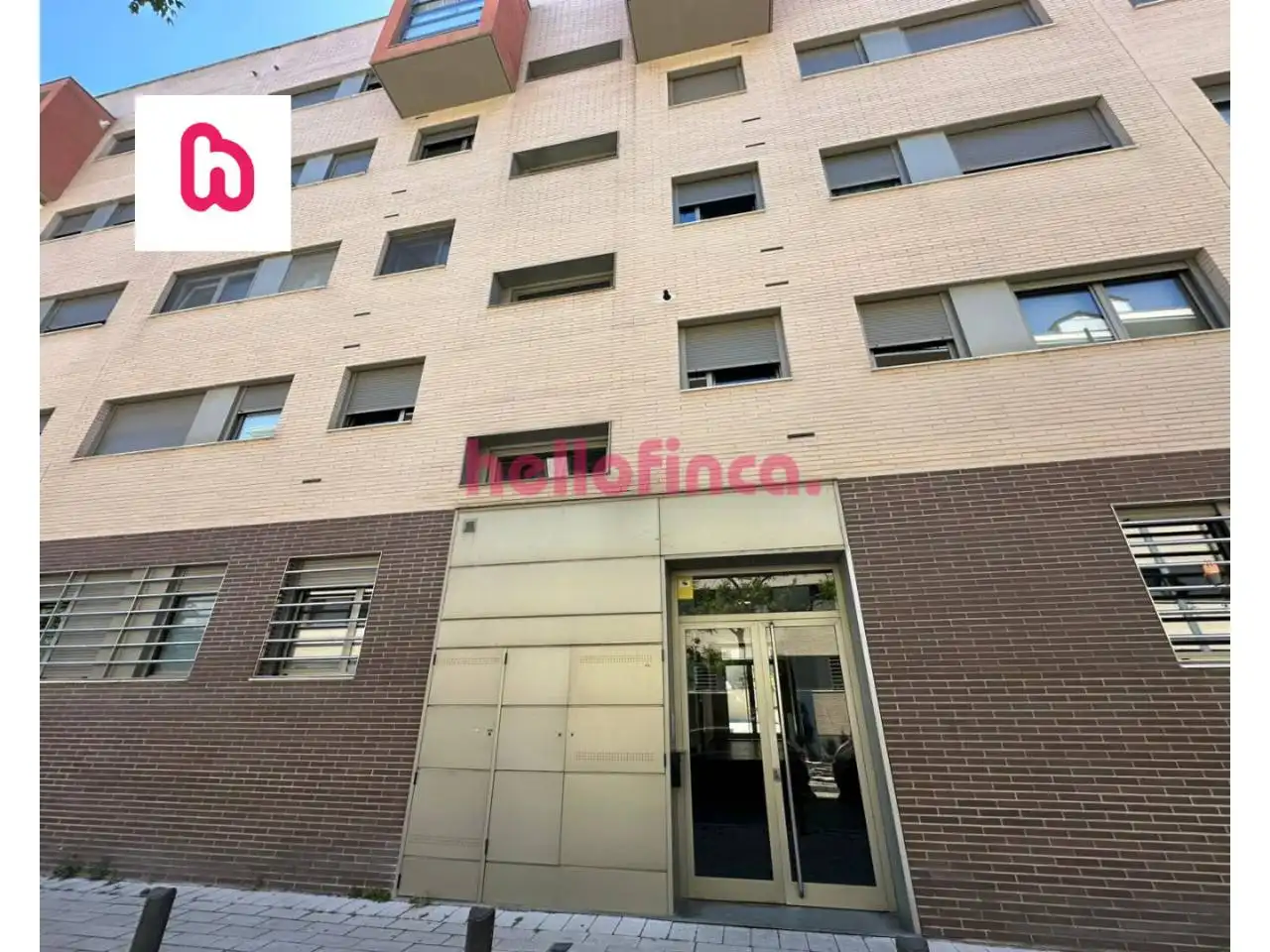 Maisonette zum Verkauf in Badalona mit Heizung, Parkett und Terrasse