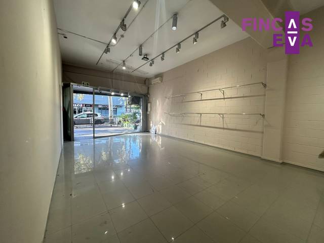 Local comercial en Alquiler en Barcelona - ALEMANYA en Montigalà