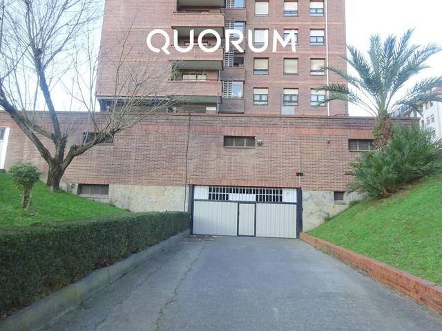 Garaje en Alquiler en Calle Ondarroa en Txurdinaga