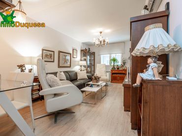 Piso con balcón en venta en Ronda