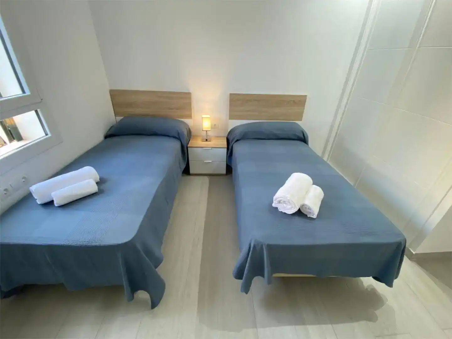 Habitación de Piso de alquiler en Sóller con Aire acondicionado, Amueblado y Balcón