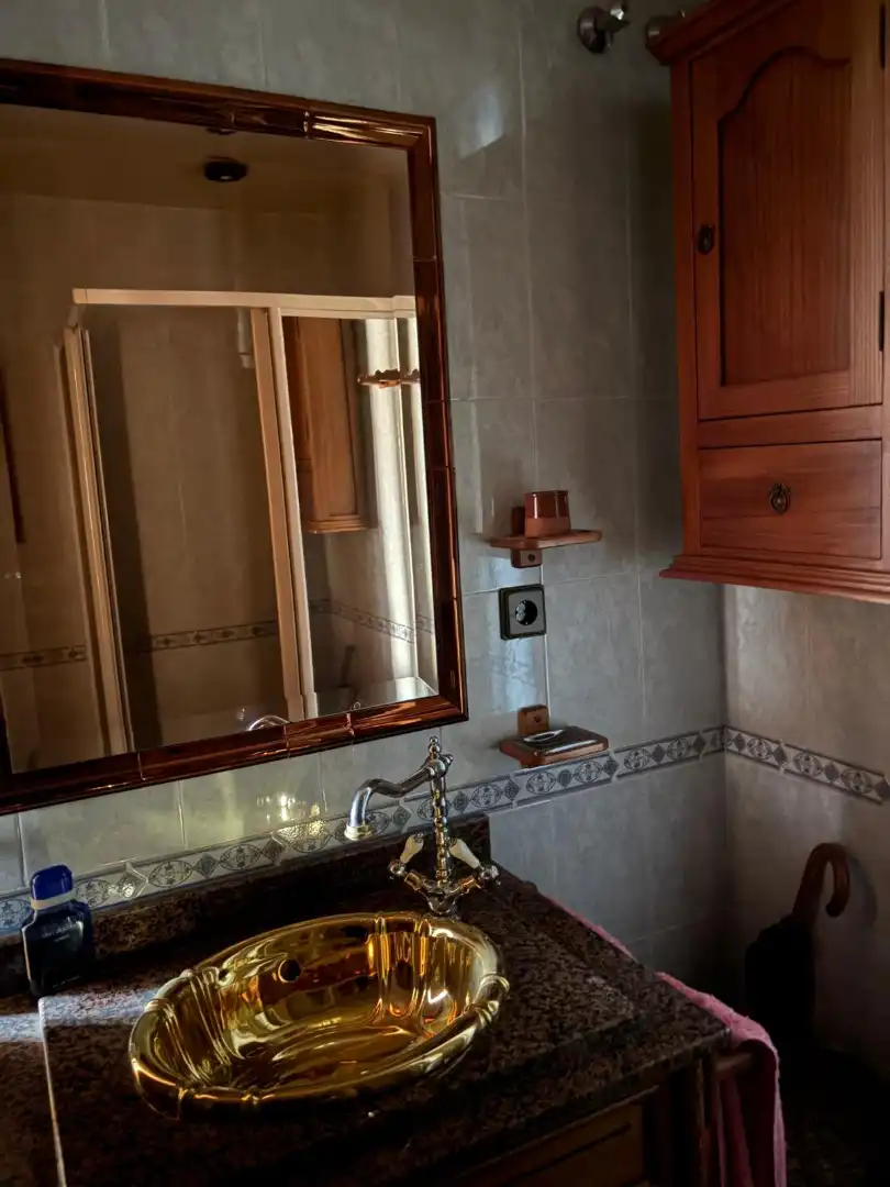 Baño de Piso en venta en Armilla con Amueblado