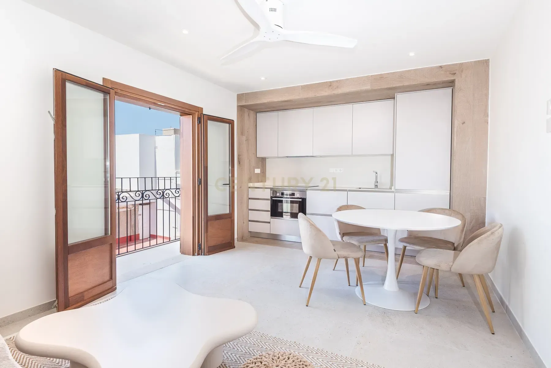 Cuina de Apartament en venda en Eivissa amb Aire condicionat, Forn i Rentadora