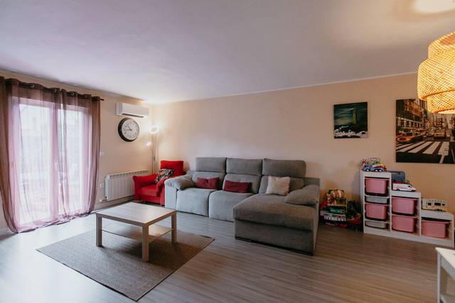 Casa-chalet en Venta en Siétamo