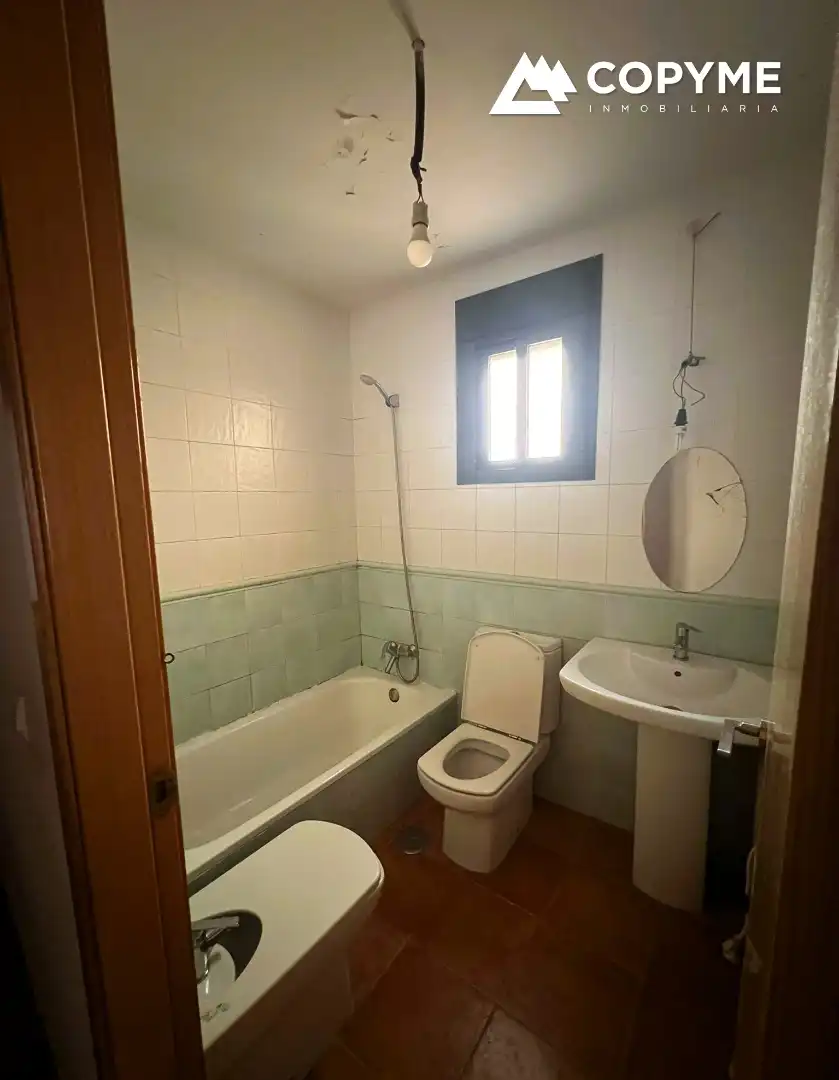 Baño de Piso en venta en Gerindote con Calefacción