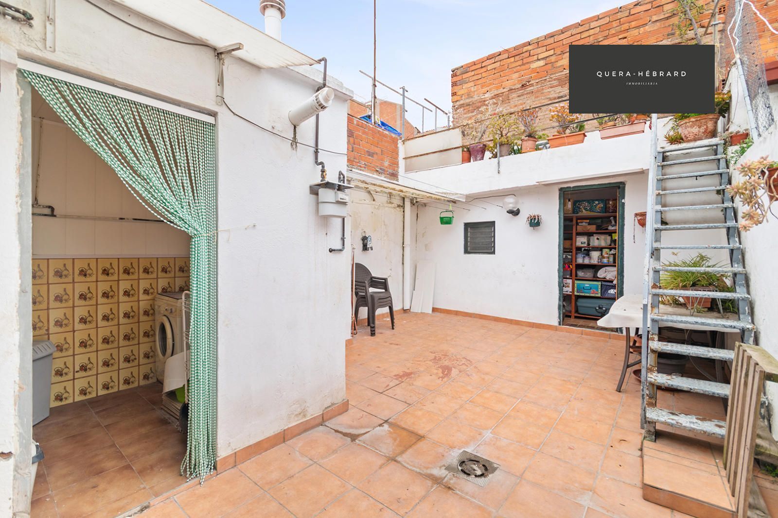 Terraza de Casa adosada en venta en Terrassa con Calefacción, Terraza y Trastero