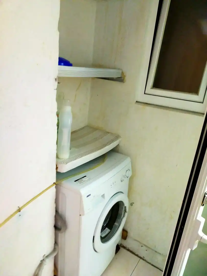 Cuina de Pis de lloguer en Vigo  amb Calefacció, Parquet i Moblat