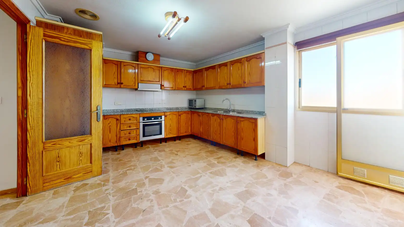 Cocina de Piso en venta en Crevillent con Balcón