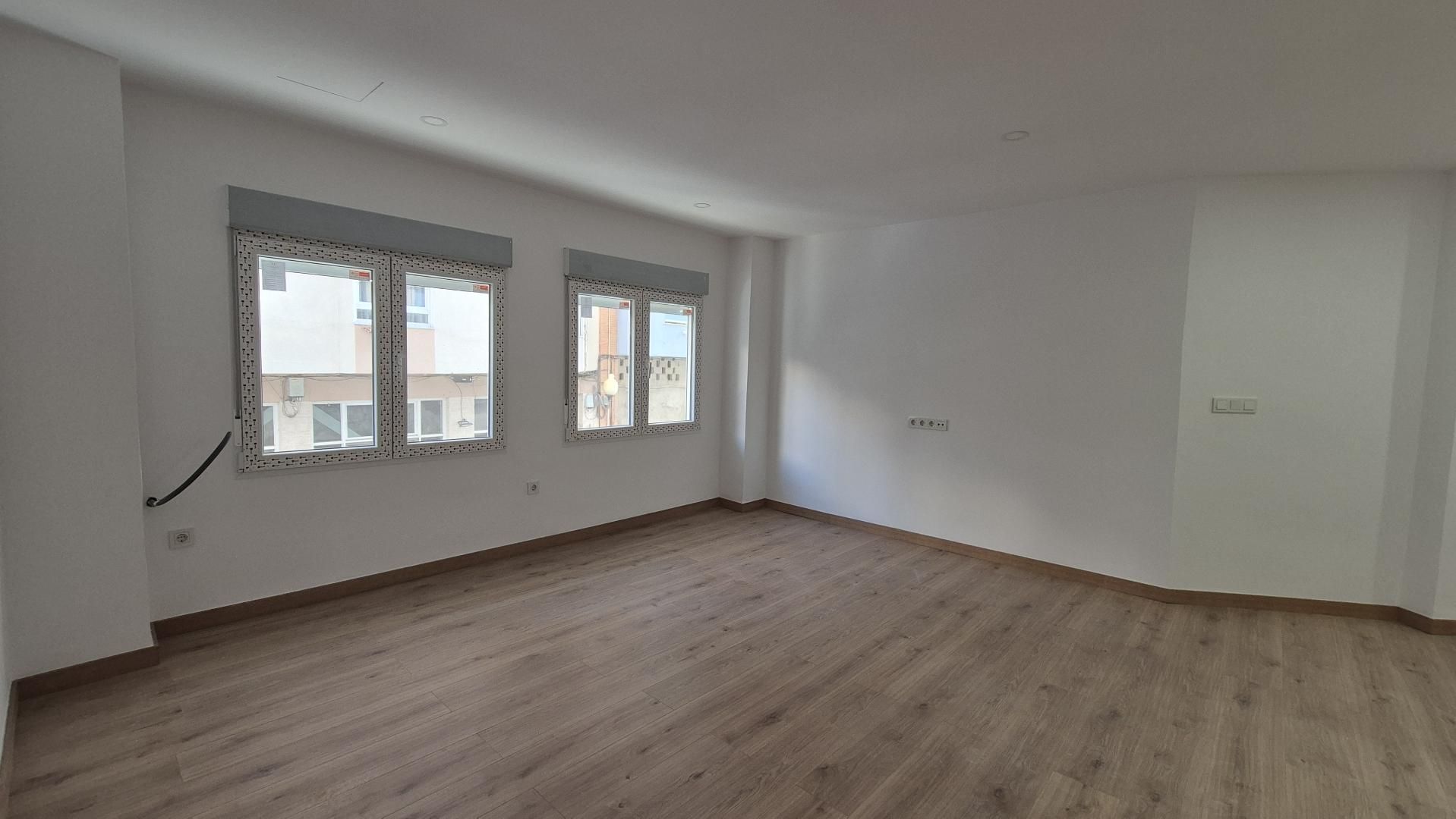 Flat for sale in Villena