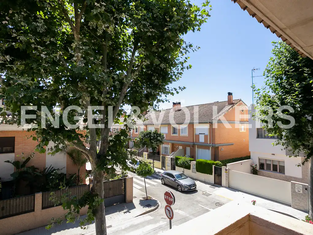 Vista exterior de Casa o chalet en venta en Picanya con Aire acondicionado, Calefacción y Jardín privado