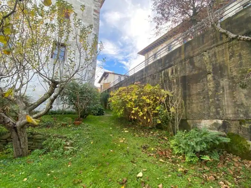 Vista exterior de Casa o xalet en venda en Berastegi amb Jardí privat i Traster