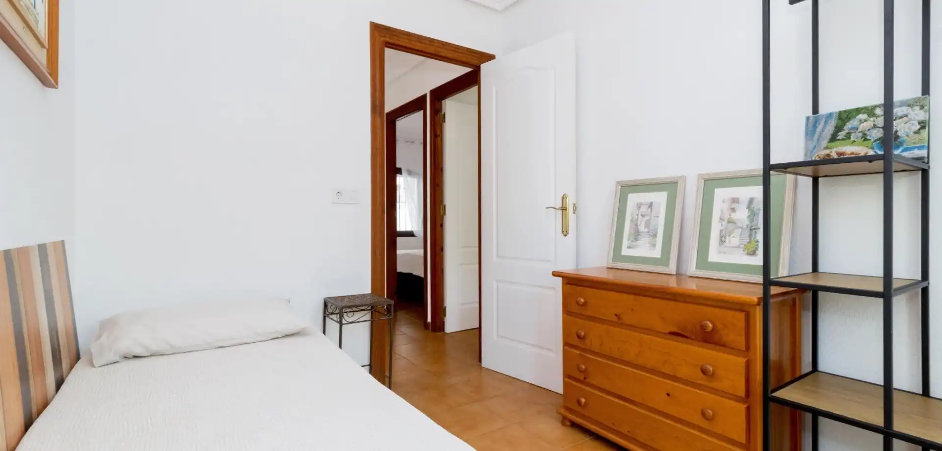 Dormitori de Casa o xalet en venda en Orihuela amb Aire condicionat, Terrassa i Moblat