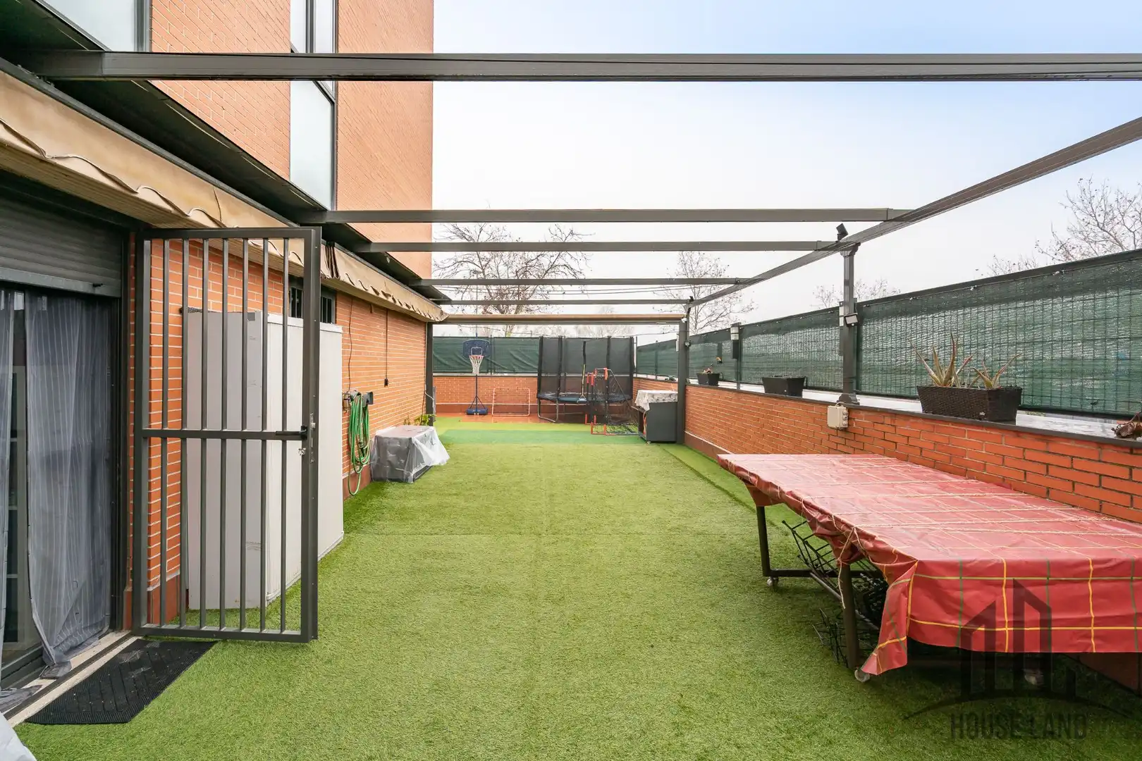 Terrassa de Casa o xalet en venda en Paracuellos de Jarama amb Aire condicionat, Calefacció i Jardí privat