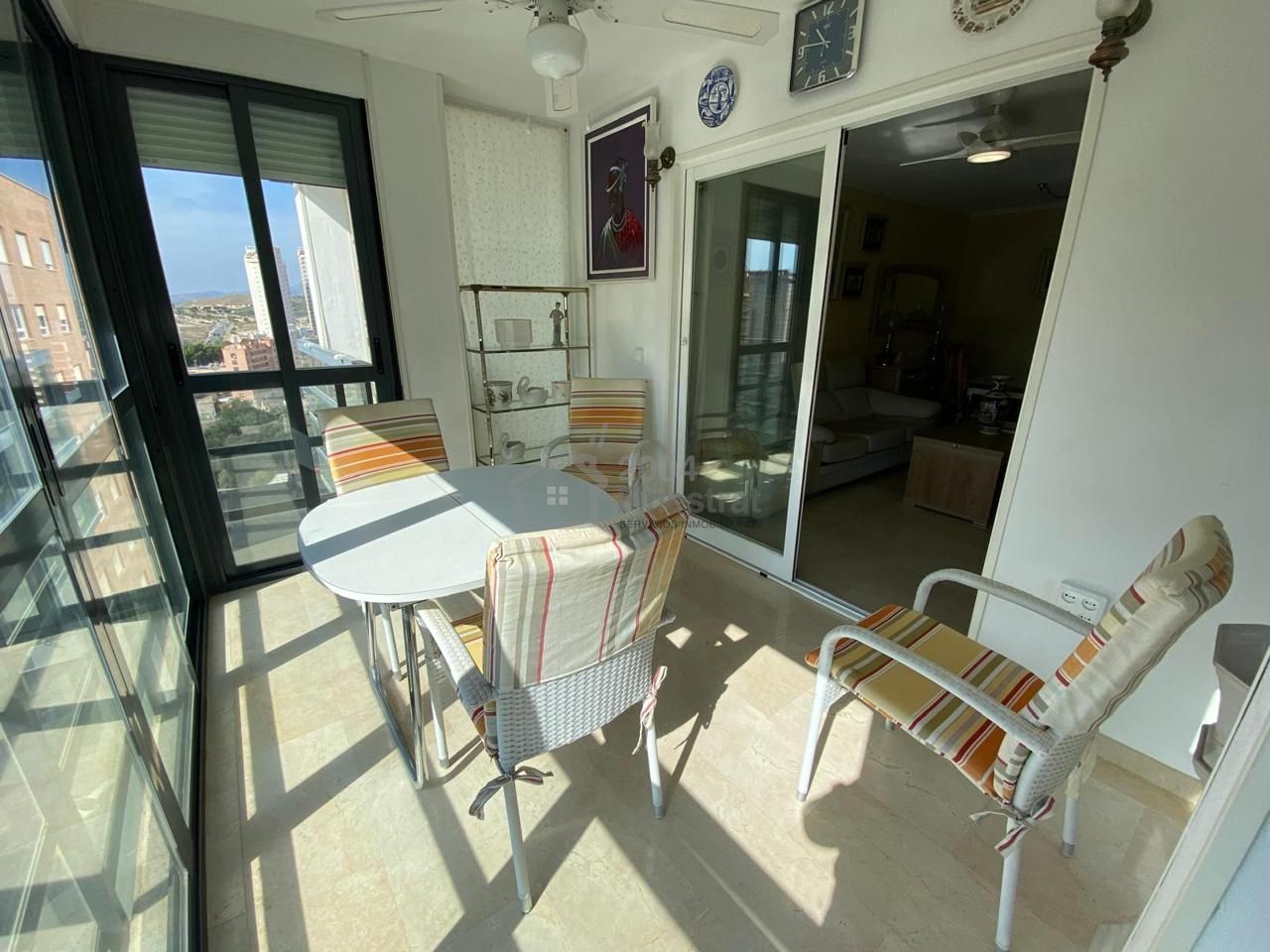 Terrassa de Pis en venda en Benidorm amb Terrassa, Moblat i Piscina comunitària