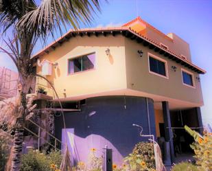 Vista exterior de Casa o xalet en venda en La Guancha amb Terrassa i Balcó