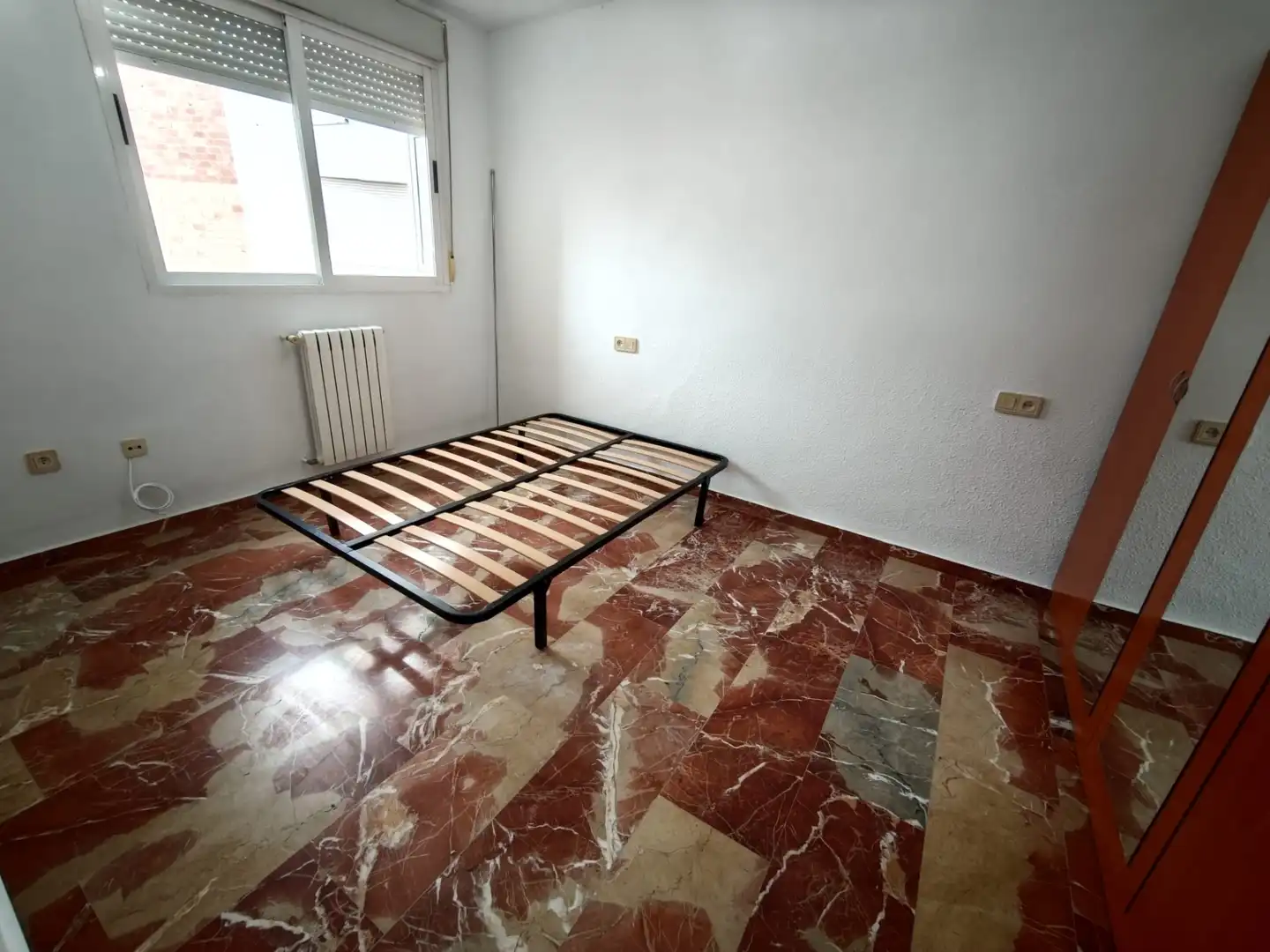 Apartament amb ascensor de lloguer a Avenida Isabel la Católica, imagen 8