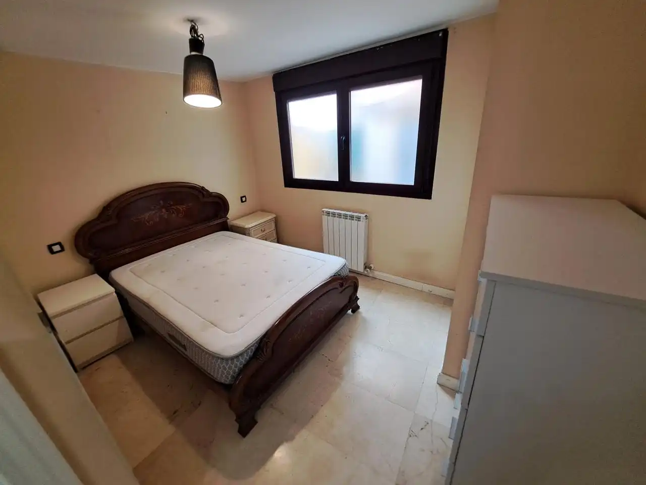 Habitación de Apartamento de alquiler en Zaragoza con Aire acondicionado, Calefacción y Parquet