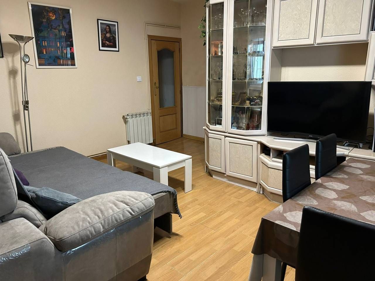 Sala d'estar de Pis en venda en Getafe amb Aire condicionat i Calefacció
