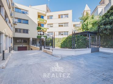 Office space with lift for sale in Calle Chapinería