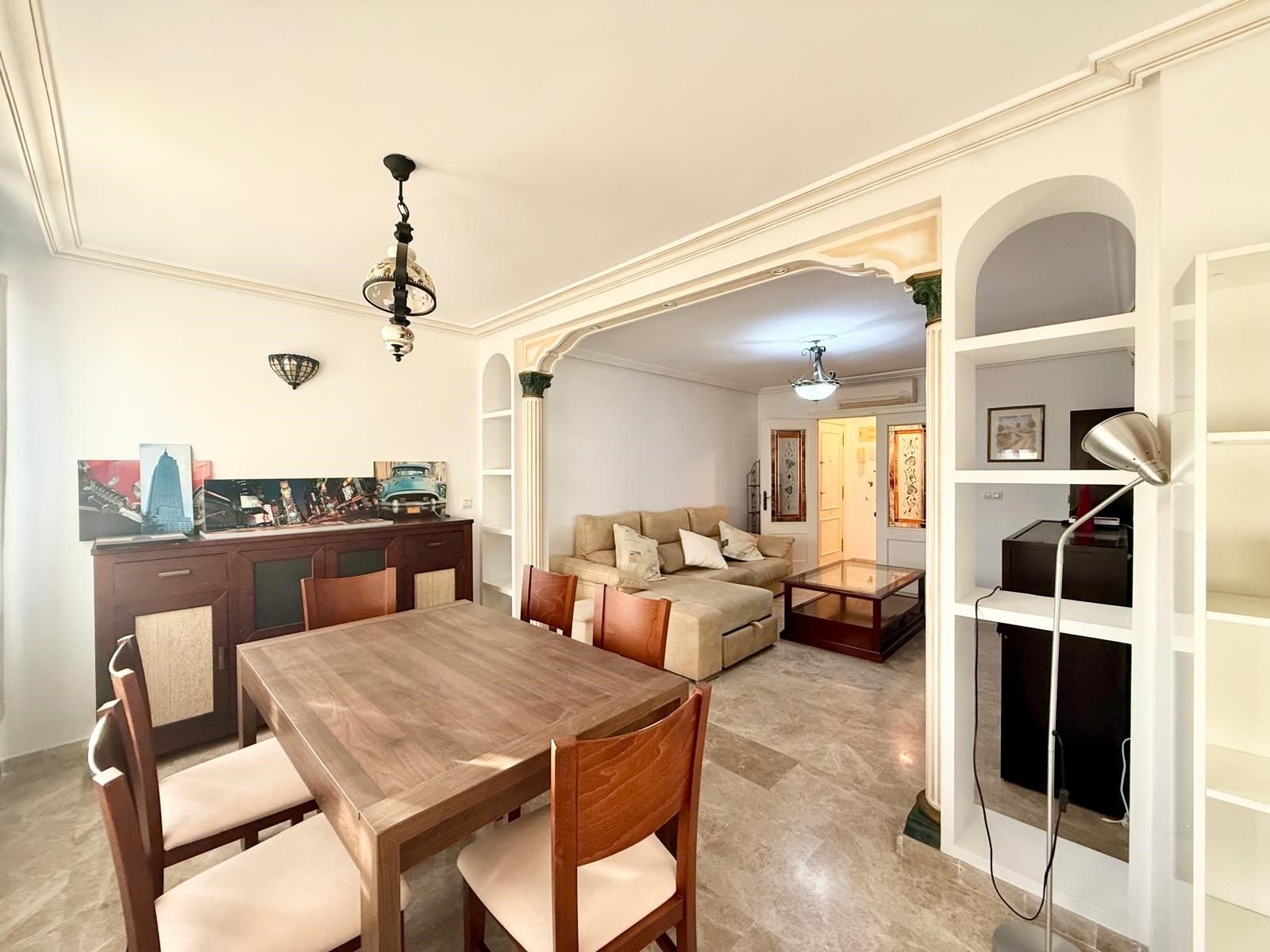 Flat to rent in Avenida Municipi, Juzgados - Plaza de Toros