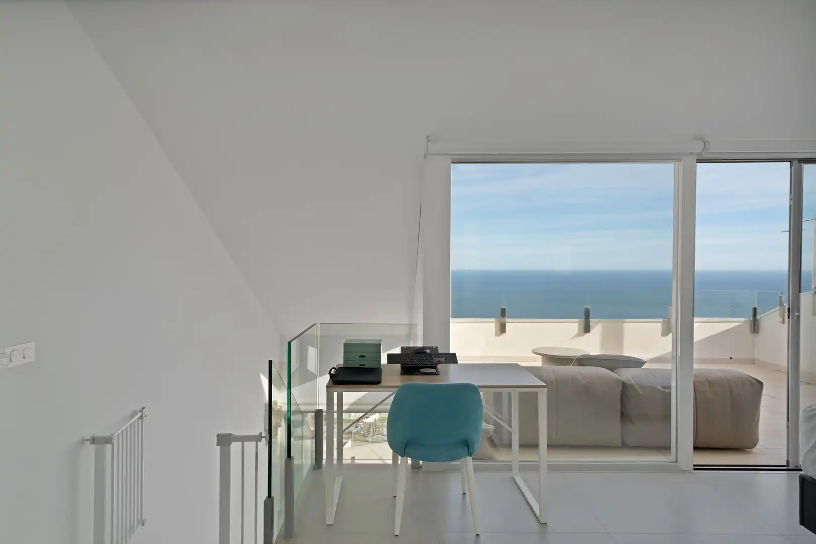Habitación de Ático en venta en Benalmádena con Jardín privado, Alarma y Piscina comunitaria