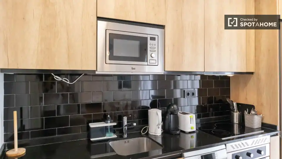 Cocina de Piso de alquiler en Madrid con Aire acondicionado, Calefacción y Amueblado
