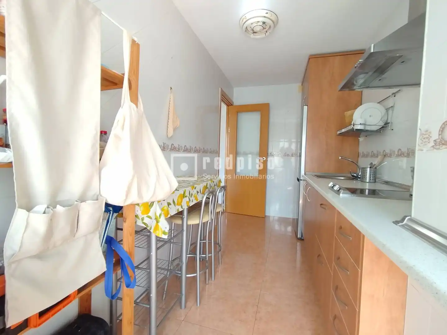 Küche von Wohnung zur Miete in Sevilla mit Klimaanlage, Parkett und Terrasse