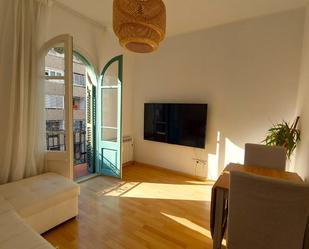 Sala d'estar de Pis de lloguer en  Barcelona Capital amb Calefacció i Balcó